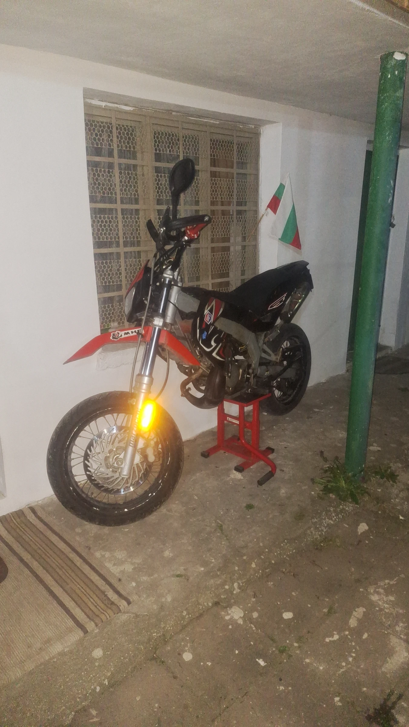 Aprilia Sx