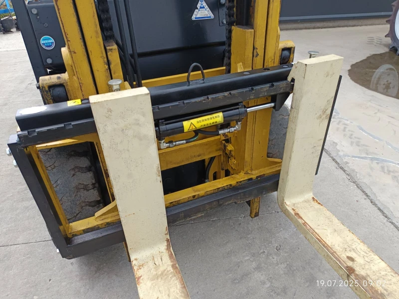 Мотокар Yale ИЗРАВНИТЕЛ АВТОМАТ, снимка 6 - Индустриална техника - 51035249