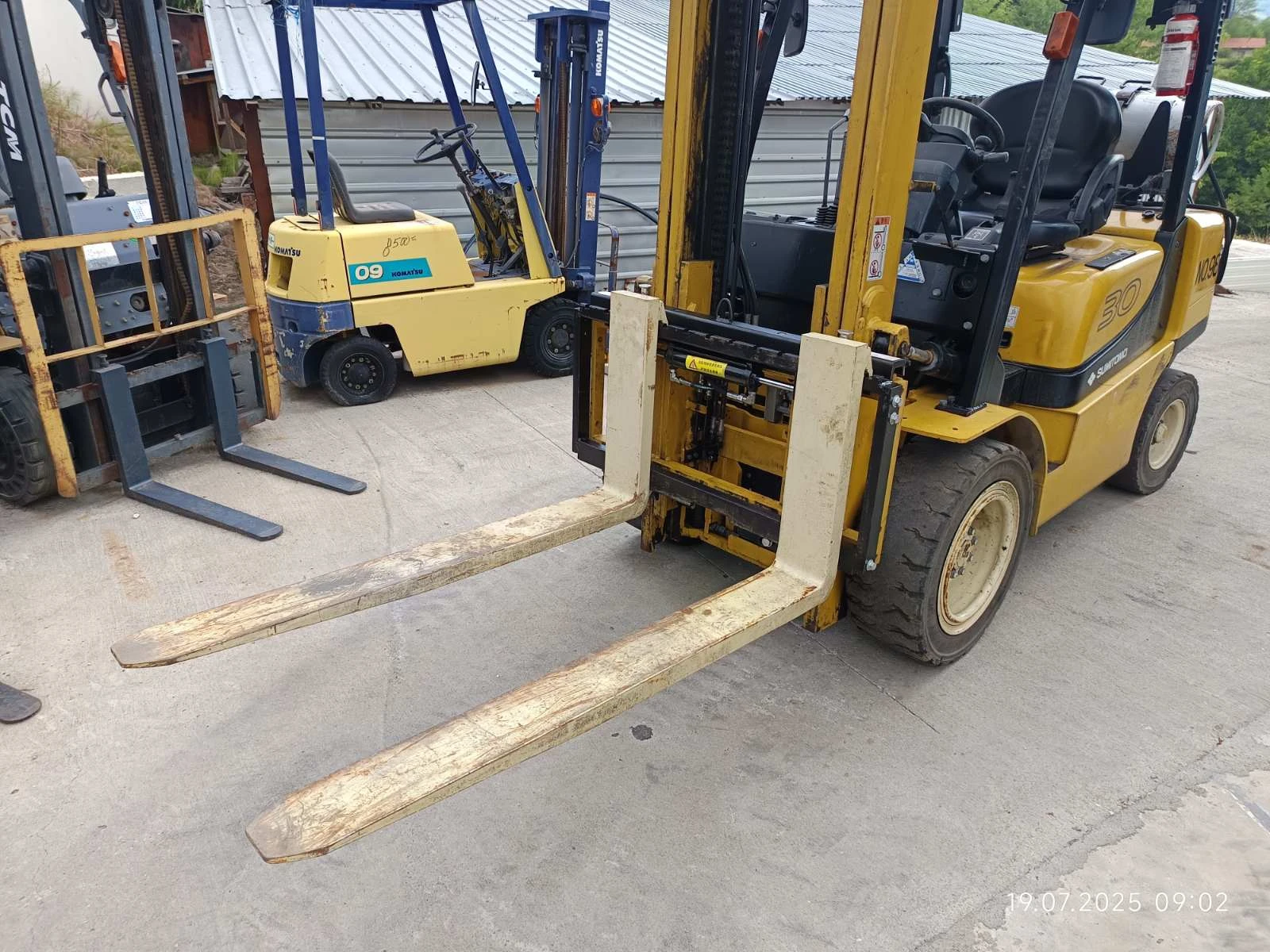  Yale   | Mobile.bg   5