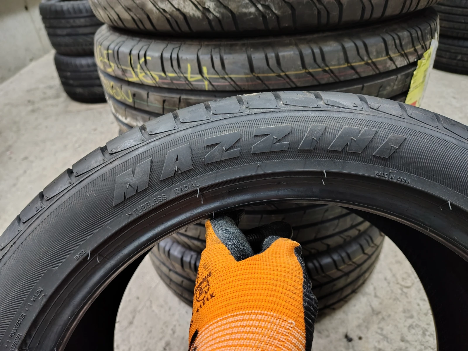 Гуми Летни 225/45R17, снимка 4 - Гуми и джанти - 53752003