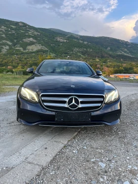 Mercedes-Benz E 220 ДИГИТАЛНО  ТАБЛО / ХЕД ЪП / АВАНГАРД / БЕЛГИЯ , снимка 1