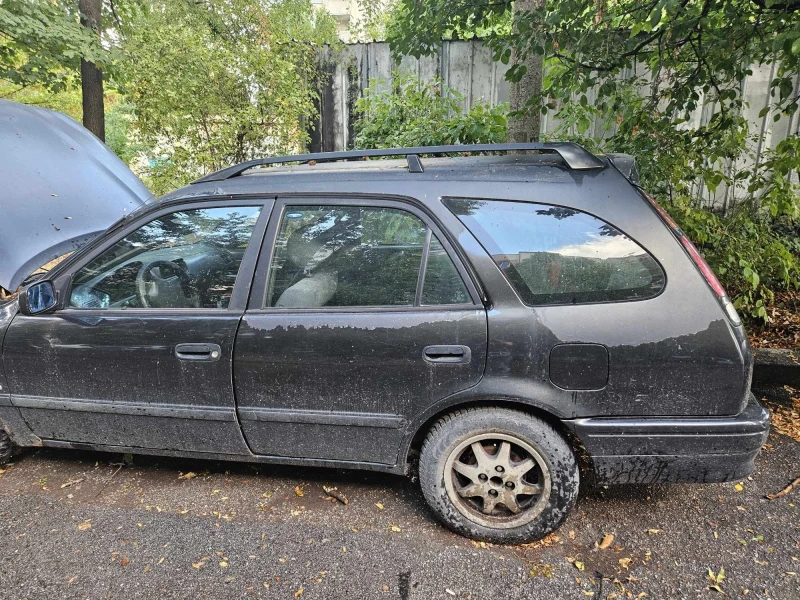 Toyota Corolla, снимка 3 - Автомобили и джипове - 47277708