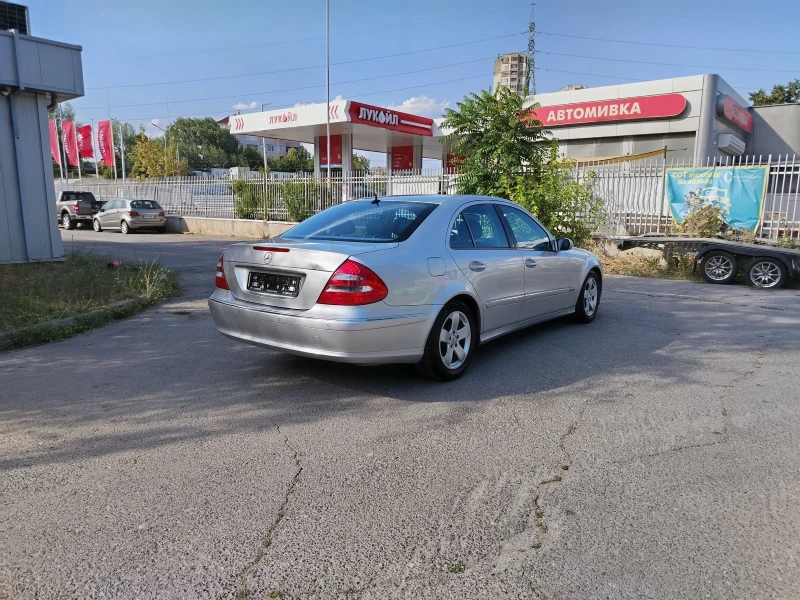 Mercedes-Benz E 280 3200Кубика/дизел/автоматик/седан, снимка 6 - Автомобили и джипове - 47943568