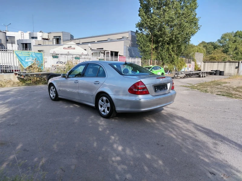 Mercedes-Benz E 280 3200Кубика/дизел/автоматик/седан, снимка 4 - Автомобили и джипове - 47943568