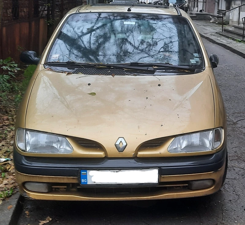 Renault Scenic, снимка 1 - Автомобили и джипове - 48010054