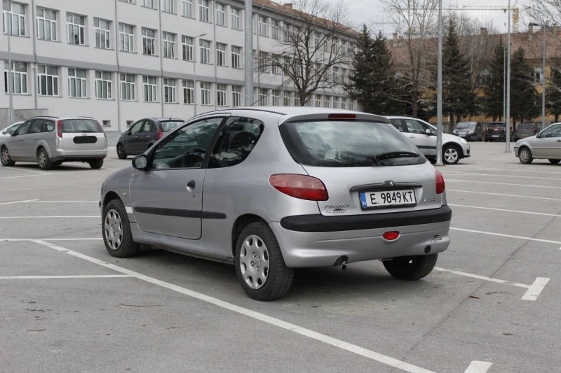 Peugeot 206, снимка 3 - Автомобили и джипове - 49505494