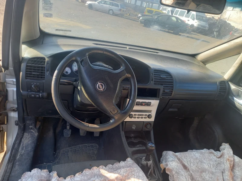 Opel Zafira 2.0DTI, снимка 3 - Автомобили и джипове - 52884785