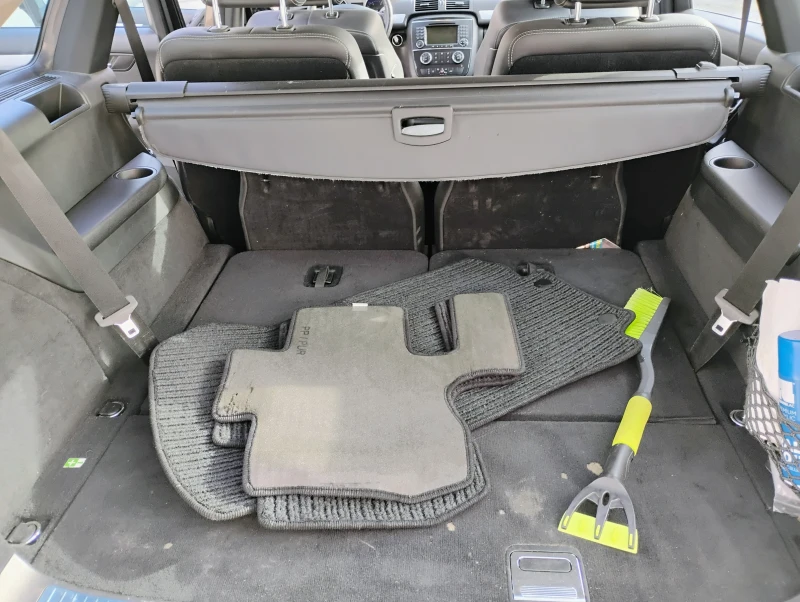 Mercedes-Benz R 320, снимка 9 - Автомобили и джипове - 52769791