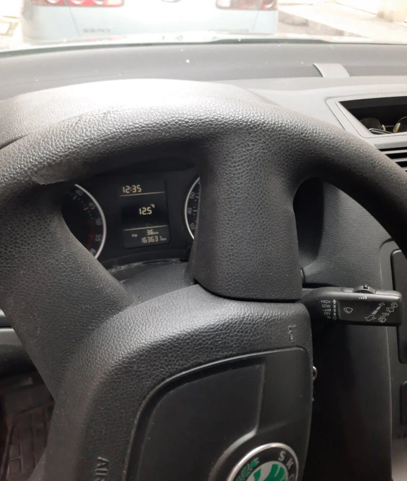 Skoda Octavia, снимка 4 - Автомобили и джипове - 52031722