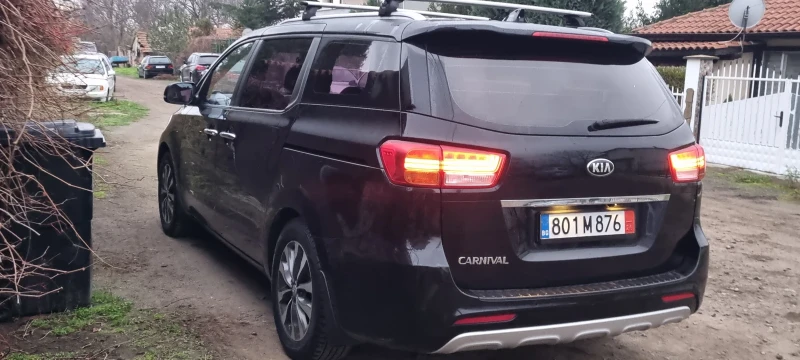 Kia Carnival 8+ 1, снимка 3 - Автомобили и джипове - 52738866