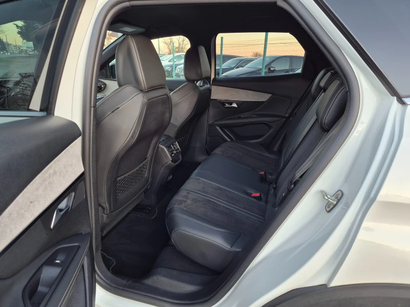 Peugeot 3008 GT 1.6i 180кс, снимка 12 - Автомобили и джипове - 52929319