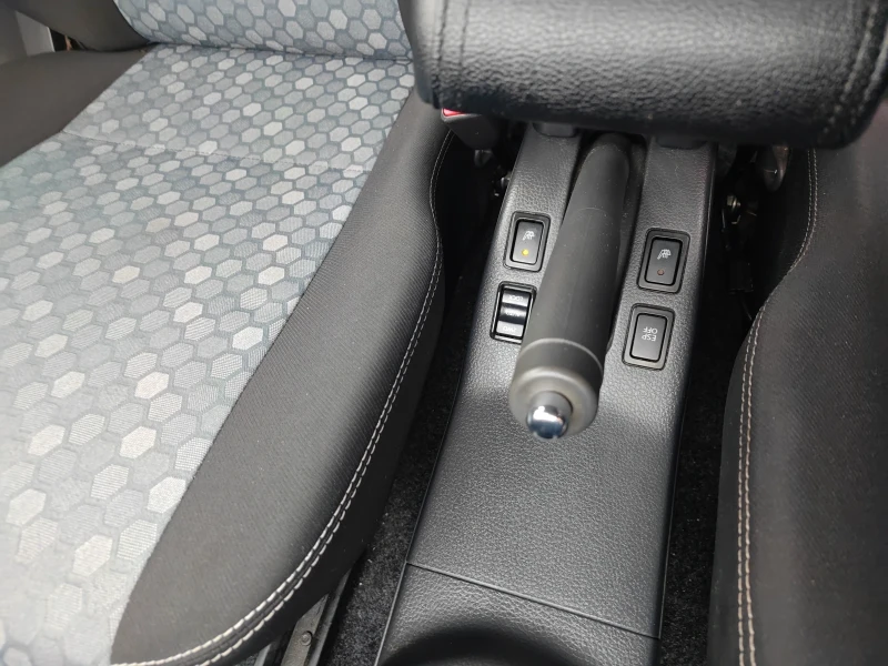 Suzuki SX4, снимка 13 - Автомобили и джипове - 53417383