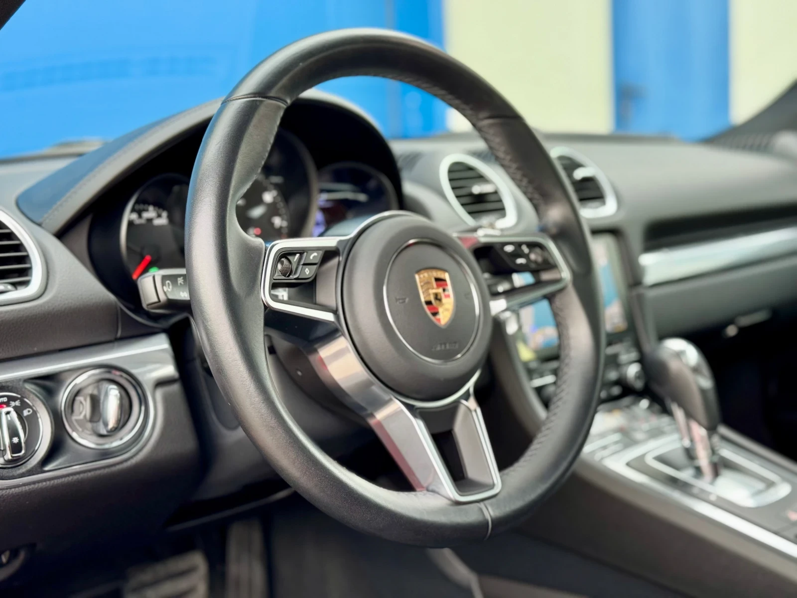 Porsche Cayman 718    08.2028. | Mobile.bg   13