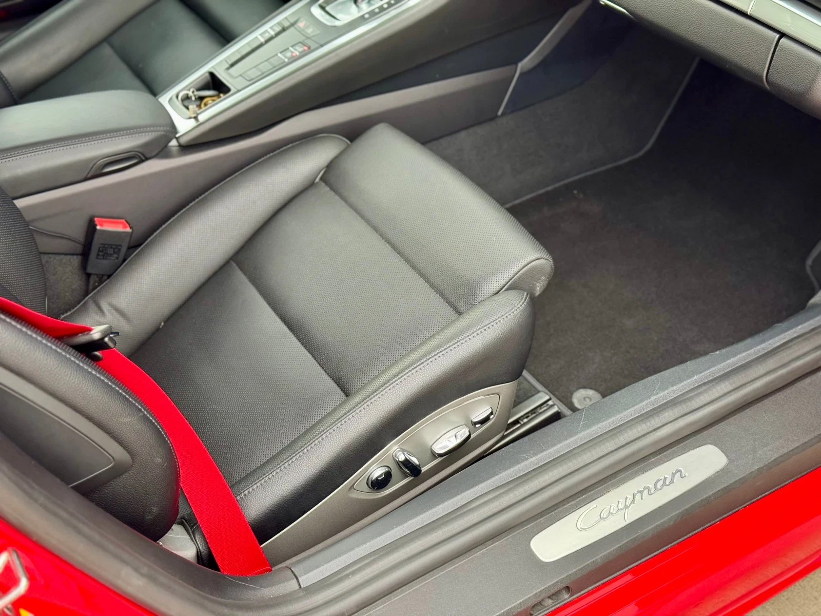 Porsche Cayman 718    08.2028. | Mobile.bg   11