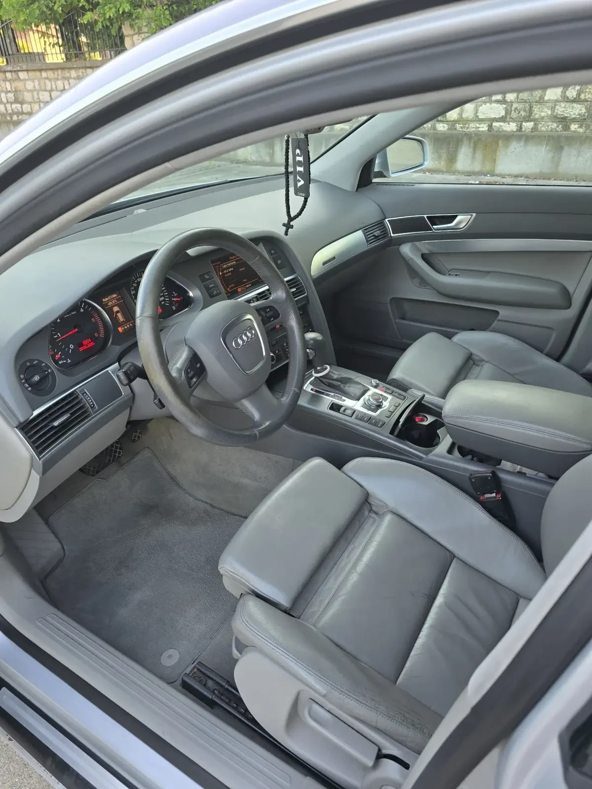 Audi A6 3.0TDI - изображение 8