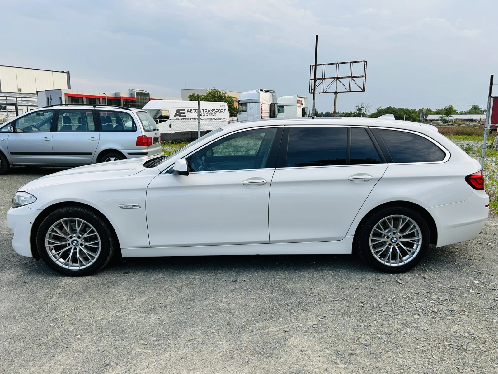 BMW 530 D/X-Drive/TOP Състояние - изображение 2
