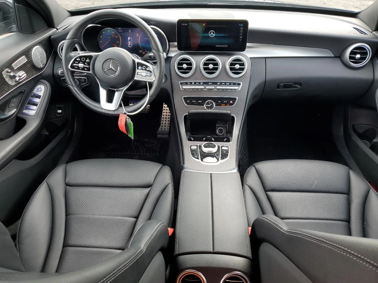 Mercedes-Benz C 300 AMG Pack / 4MATIC / Sport+ / LED / Panorama / - изображение 8