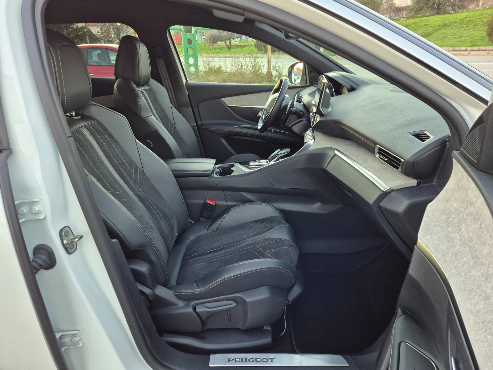 Peugeot 3008 GT 1.6i 180кс - изображение 9