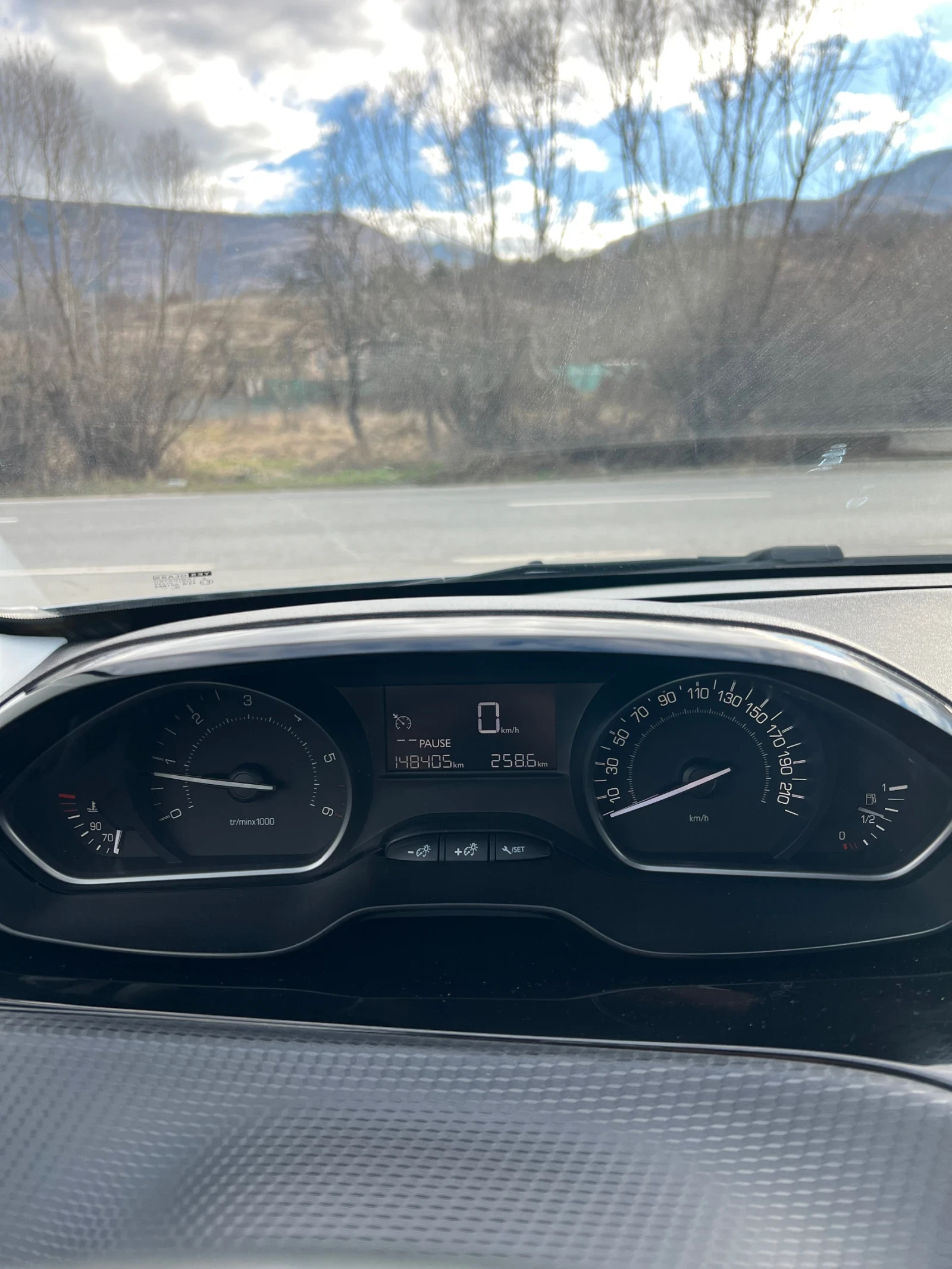 Peugeot 2008 1.6Blue HDI Style Euro6 | Mobile.bg � ����������� 11