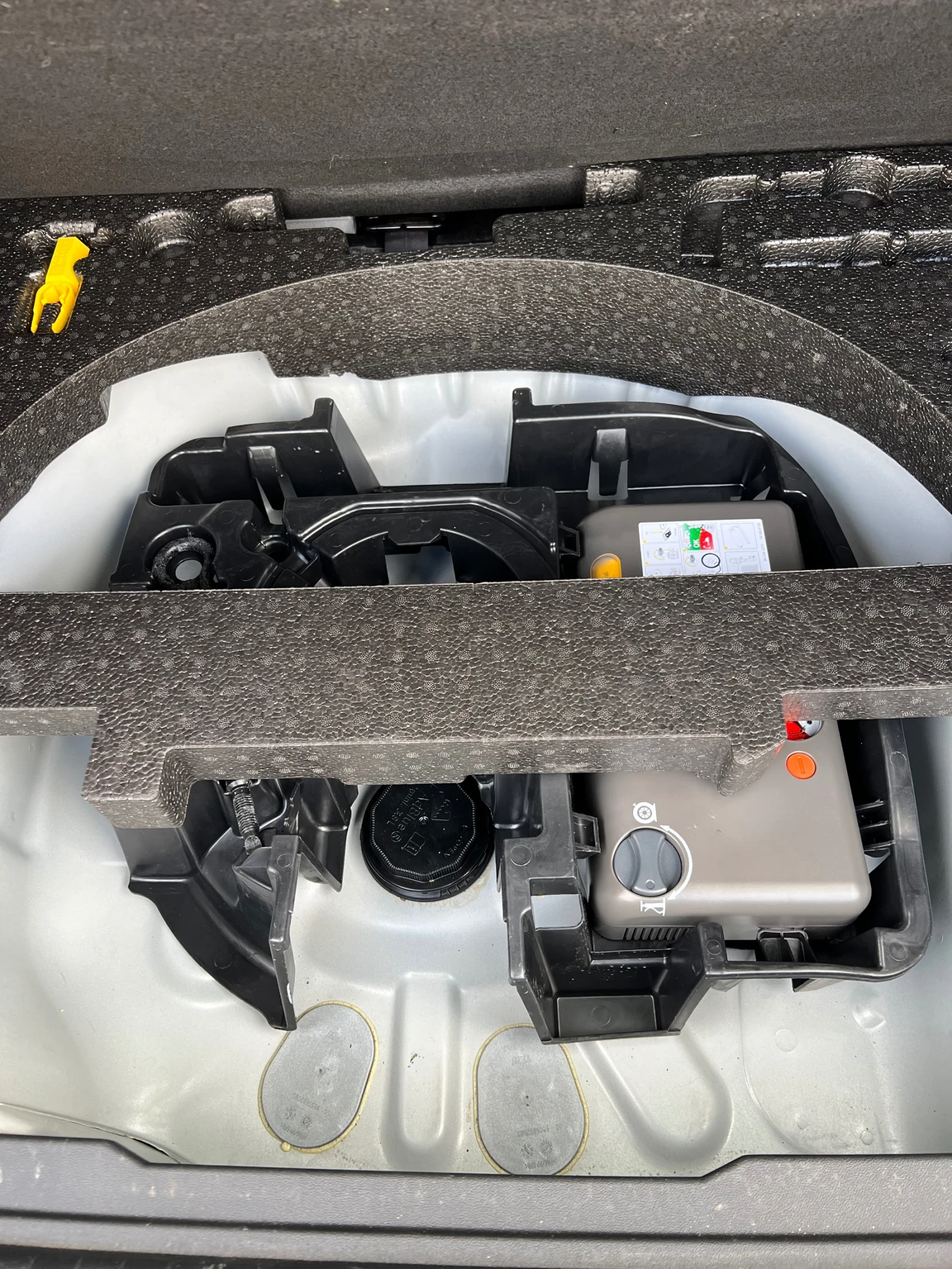 Peugeot 2008 1.6Blue HDI Style Euro6 | Mobile.bg � ����������� 14