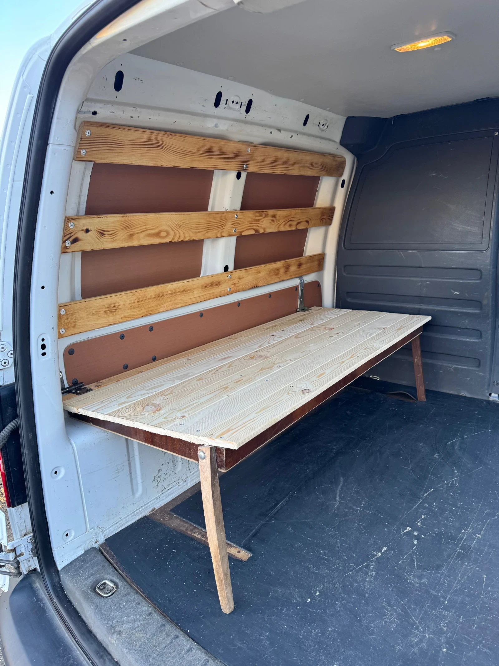 VW Caddy TDI - изображение 9