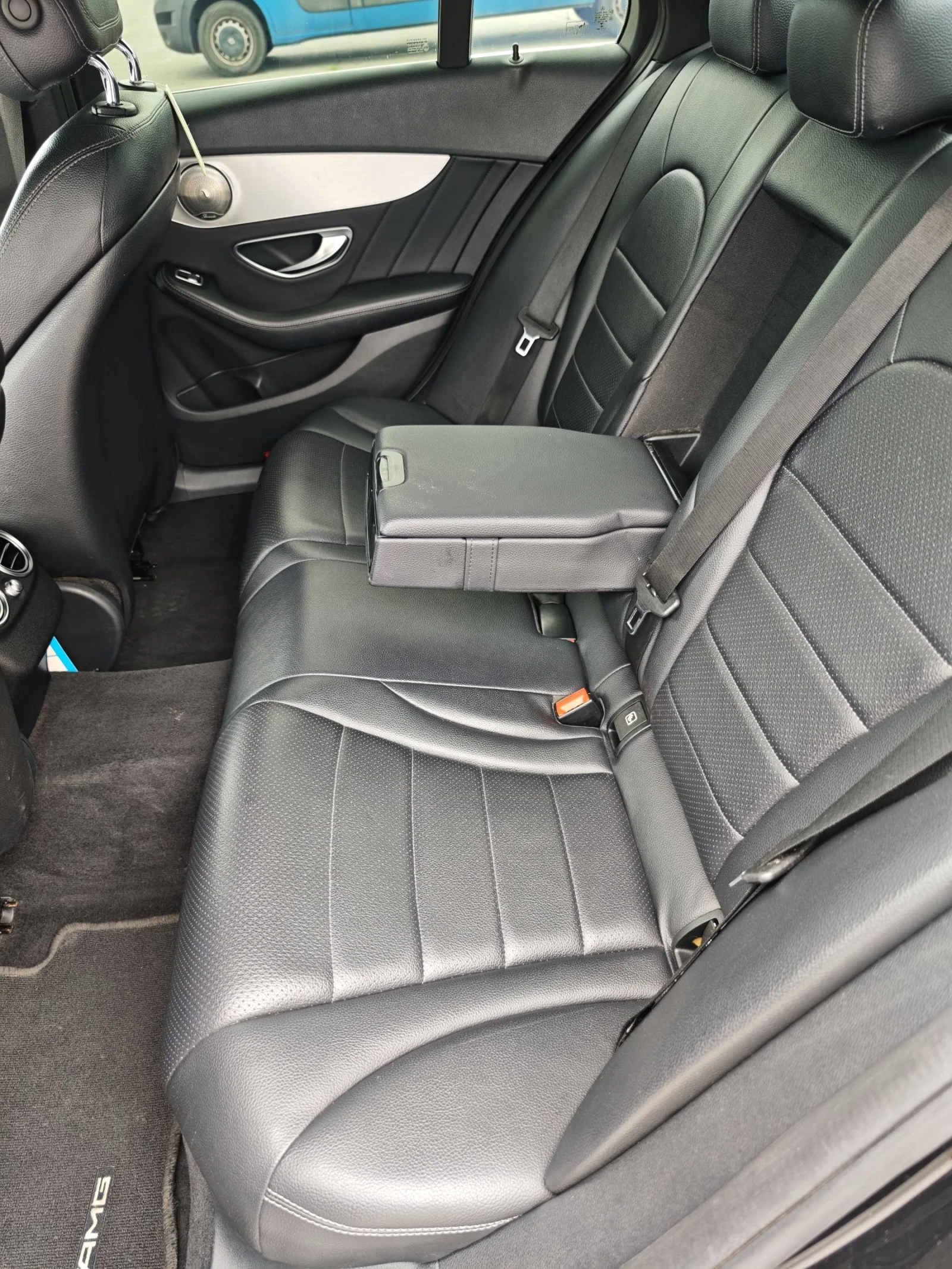 Mercedes-Benz C 220 AMG TOP FULL, снимка 10 - Автомобили и джипове - 55194161