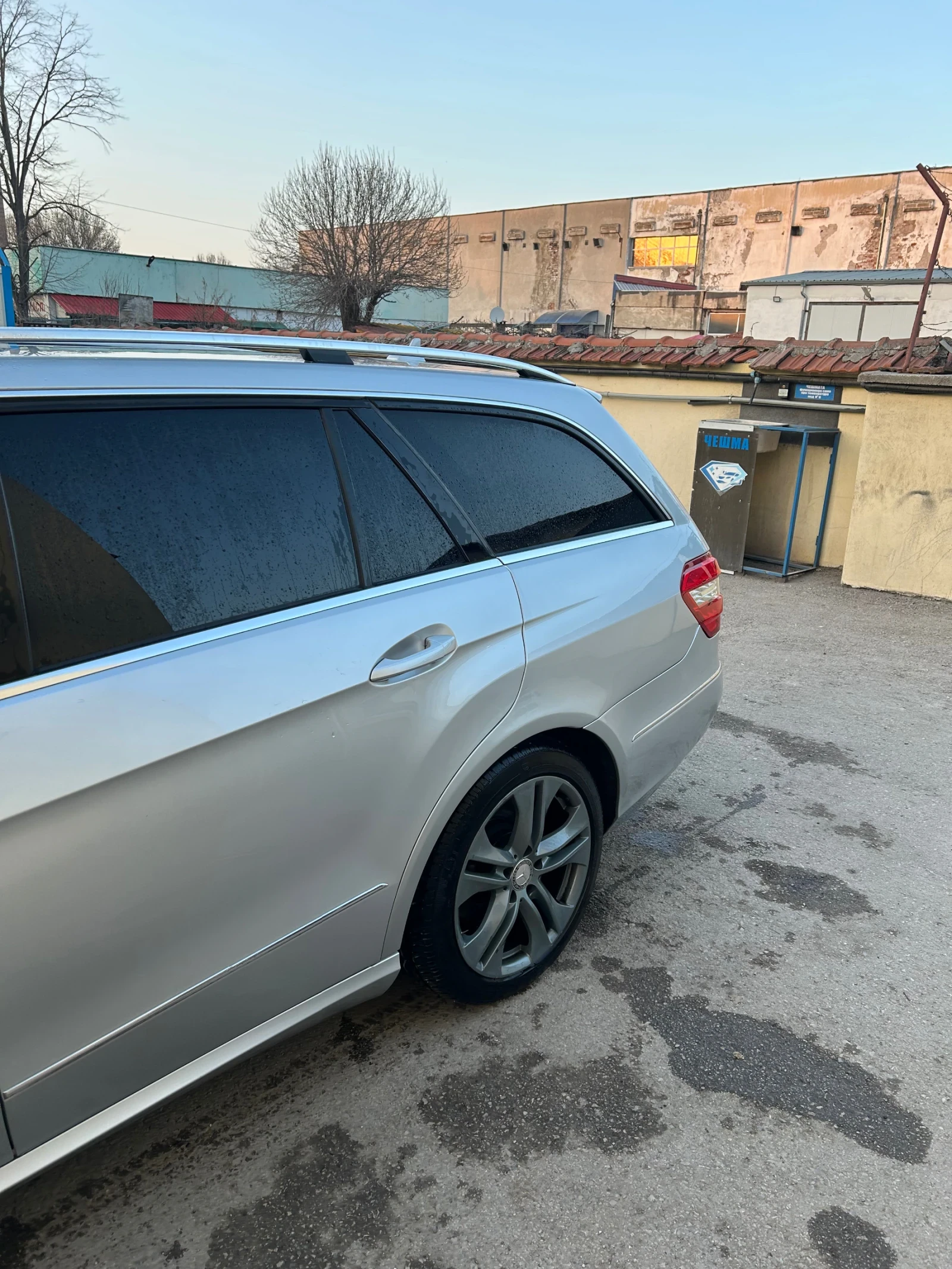 Mercedes-Benz E 250 W212, снимка 5 - Автомобили и джипове - 53866907