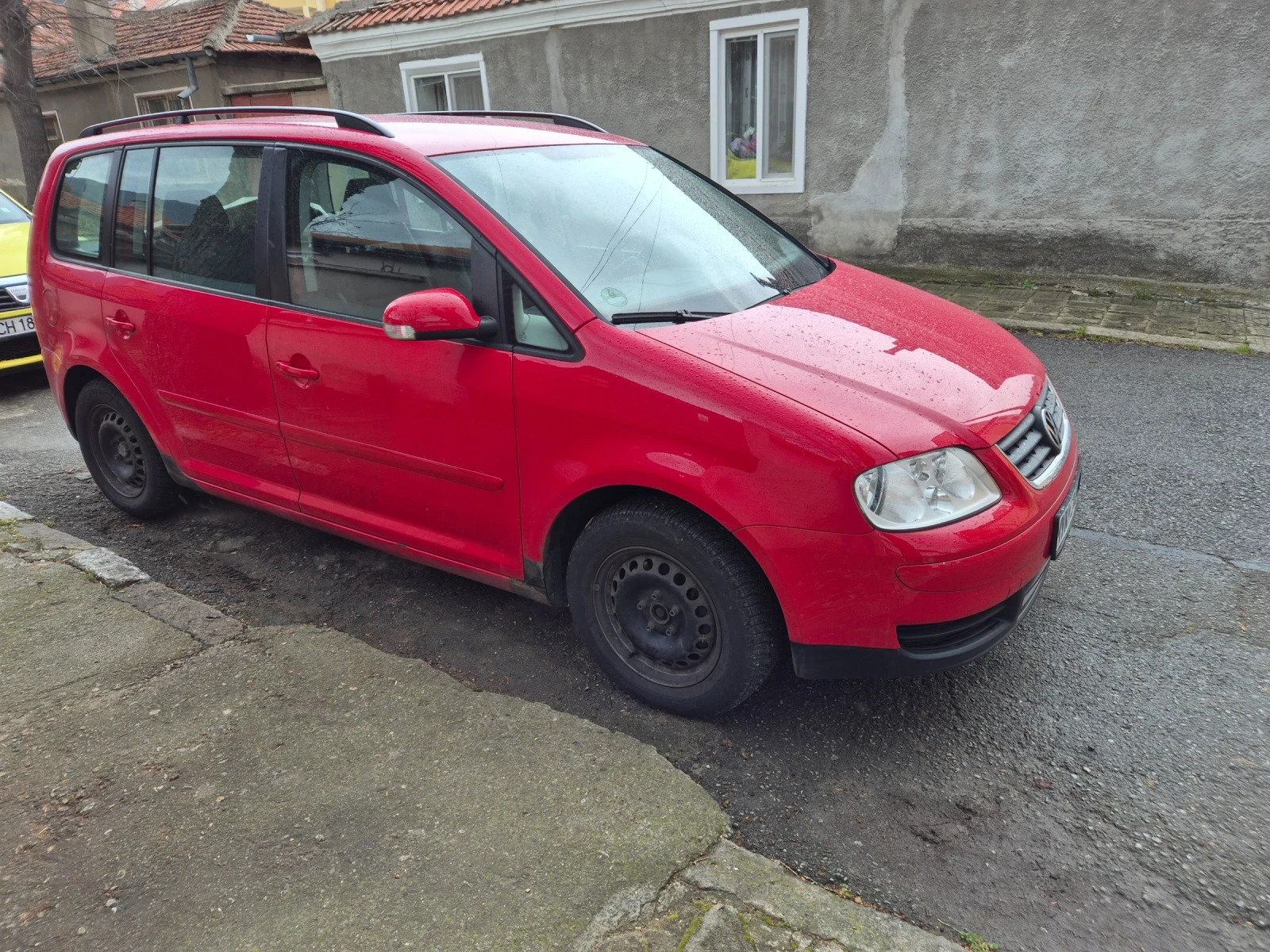 VW Touran, снимка 9 - Автомобили и джипове - 53965890