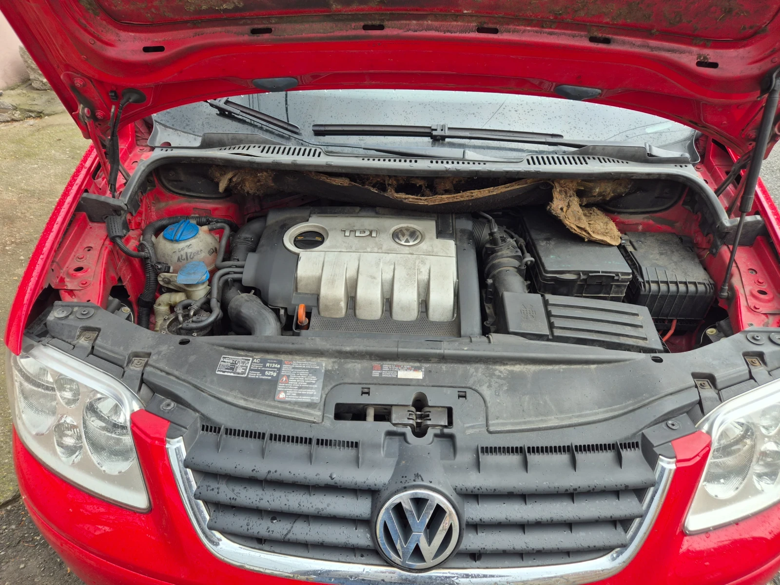 VW Touran, снимка 13 - Автомобили и джипове - 53965890