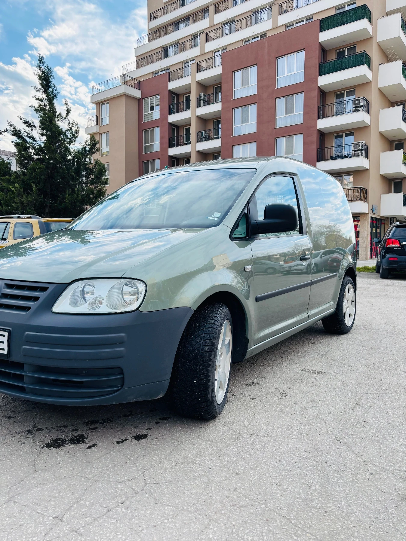 VW Caddy 1.9 TDI * * * Klimatik* * , снимка 3 - Автомобили и джипове - 54126902