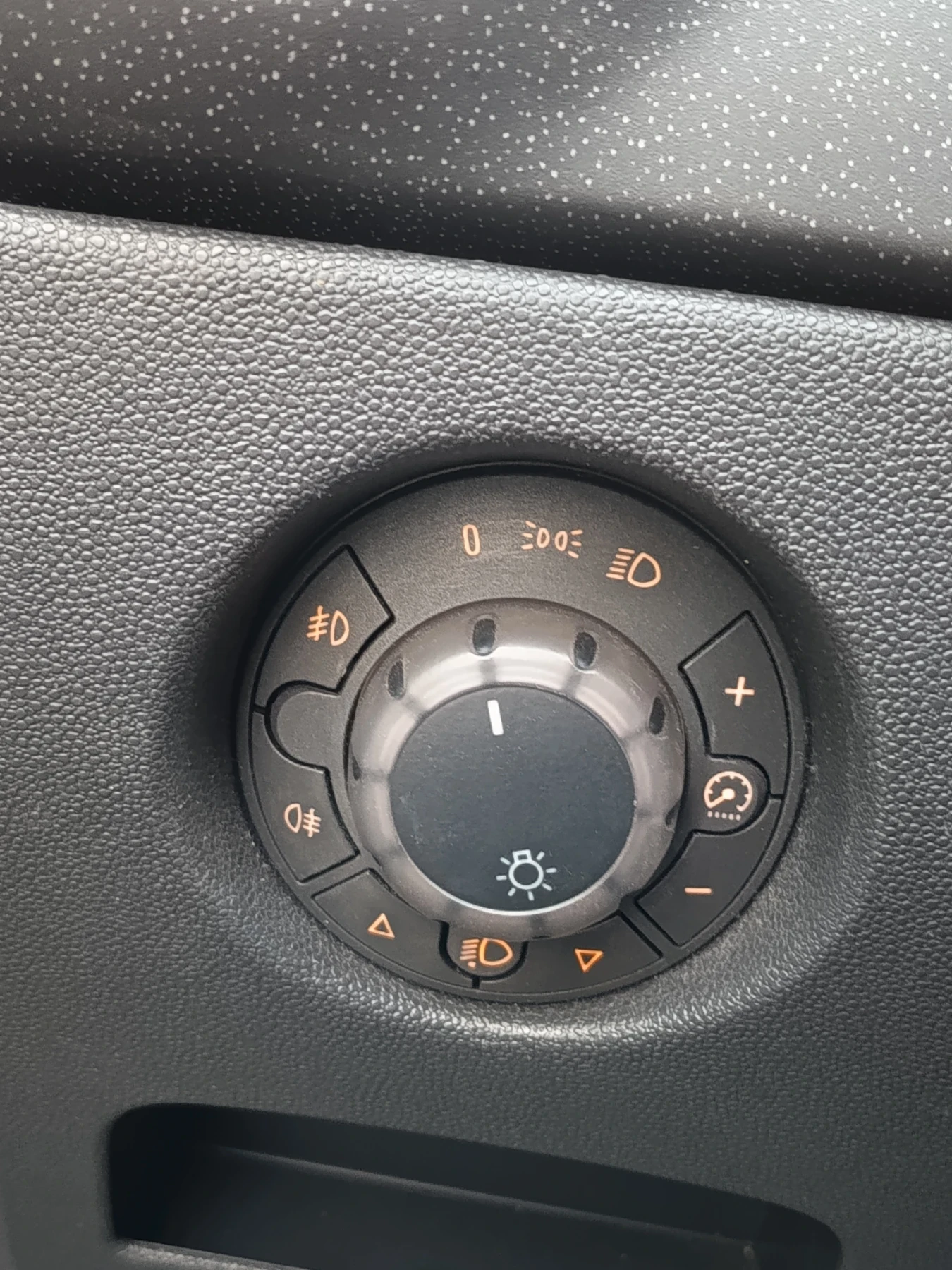 Opel Corsa 1.3 CDTI 90коня 6скорости автопилот климатроник, снимка 13 - Автомобили и джипове - 54424942