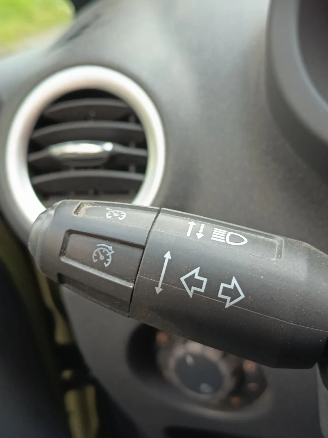 Opel Corsa 1.3 CDTI 90коня 6скорости автопилот климатроник, снимка 14 - Автомобили и джипове - 54424942