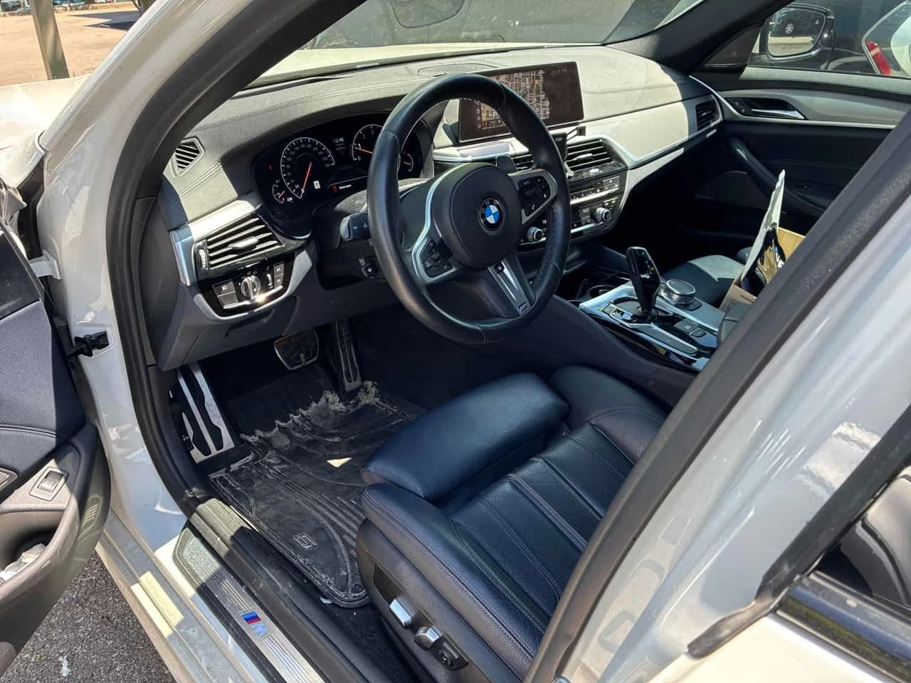 BMW 540 | HARMAN KARDON | HUD | ПОДГРЕВ | ШИБИДАХ | , снимка 5 - Автомобили и джипове - 54683572