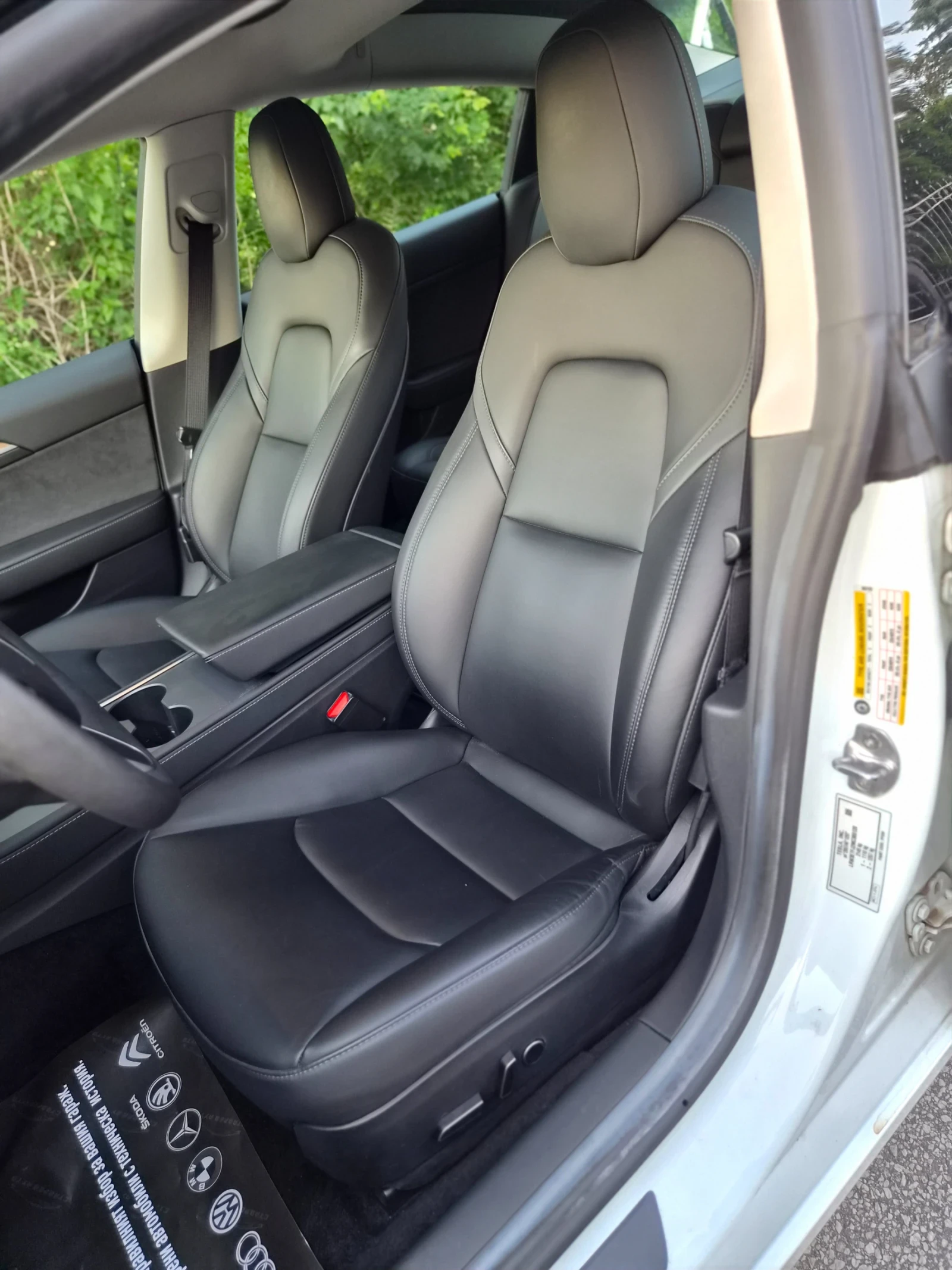 Tesla Model 3 12.2021г.106000км, снимка 10 - Автомобили и джипове - 54683328