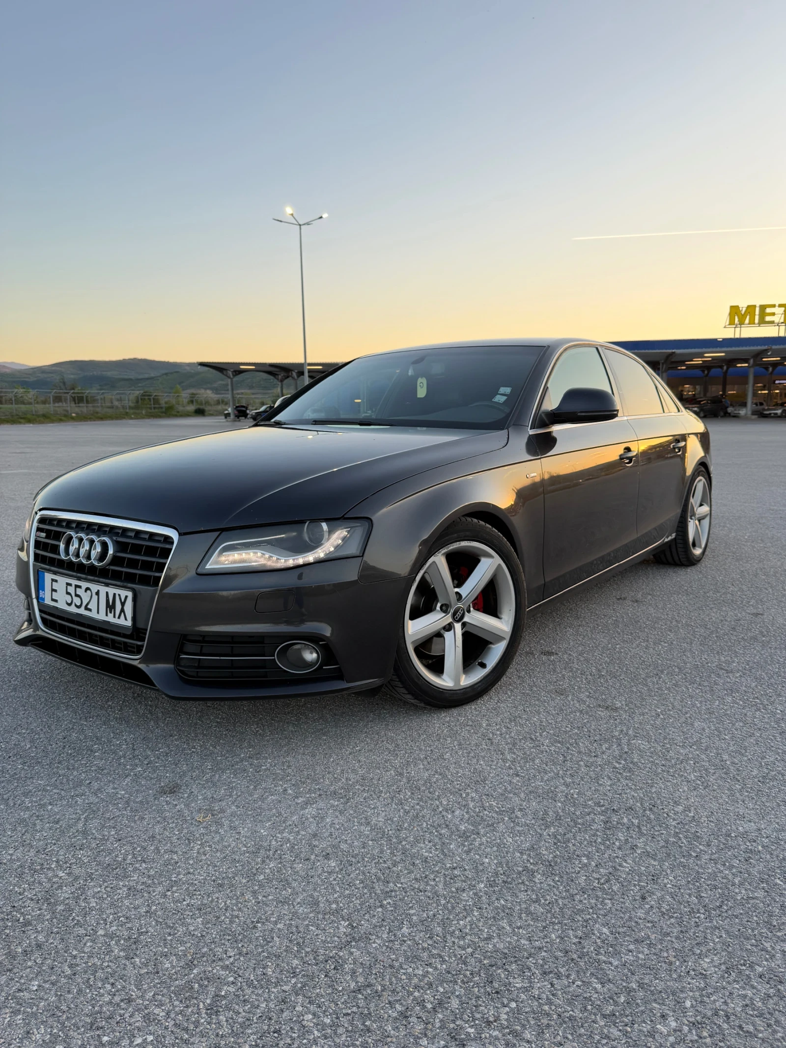 Audi A4, снимка 9 - Автомобили и джипове - 54719651