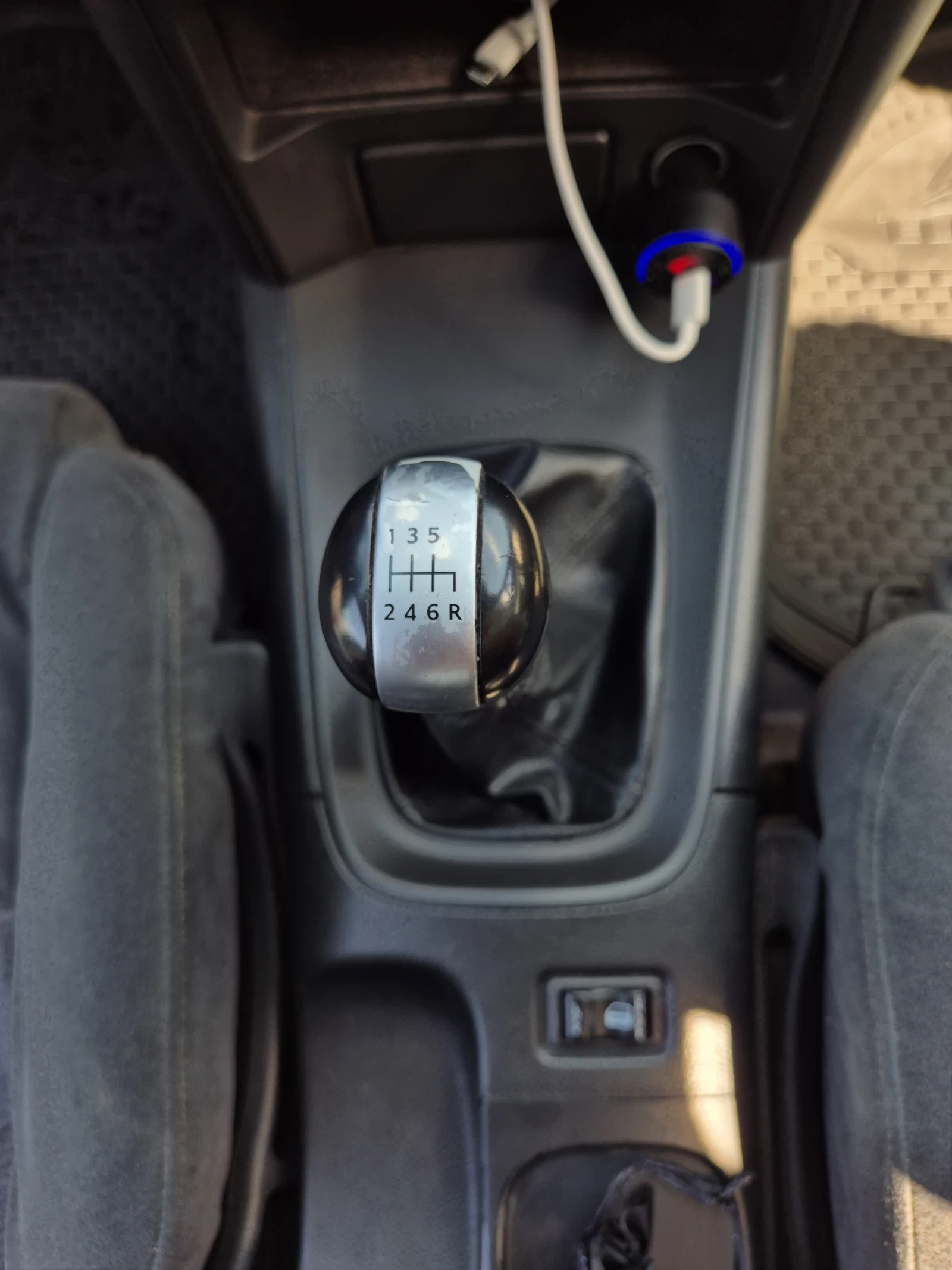 Nissan Primera 2.0 16V ГАЗ/БЕНЗИН, снимка 11 - Автомобили и джипове - 54947684