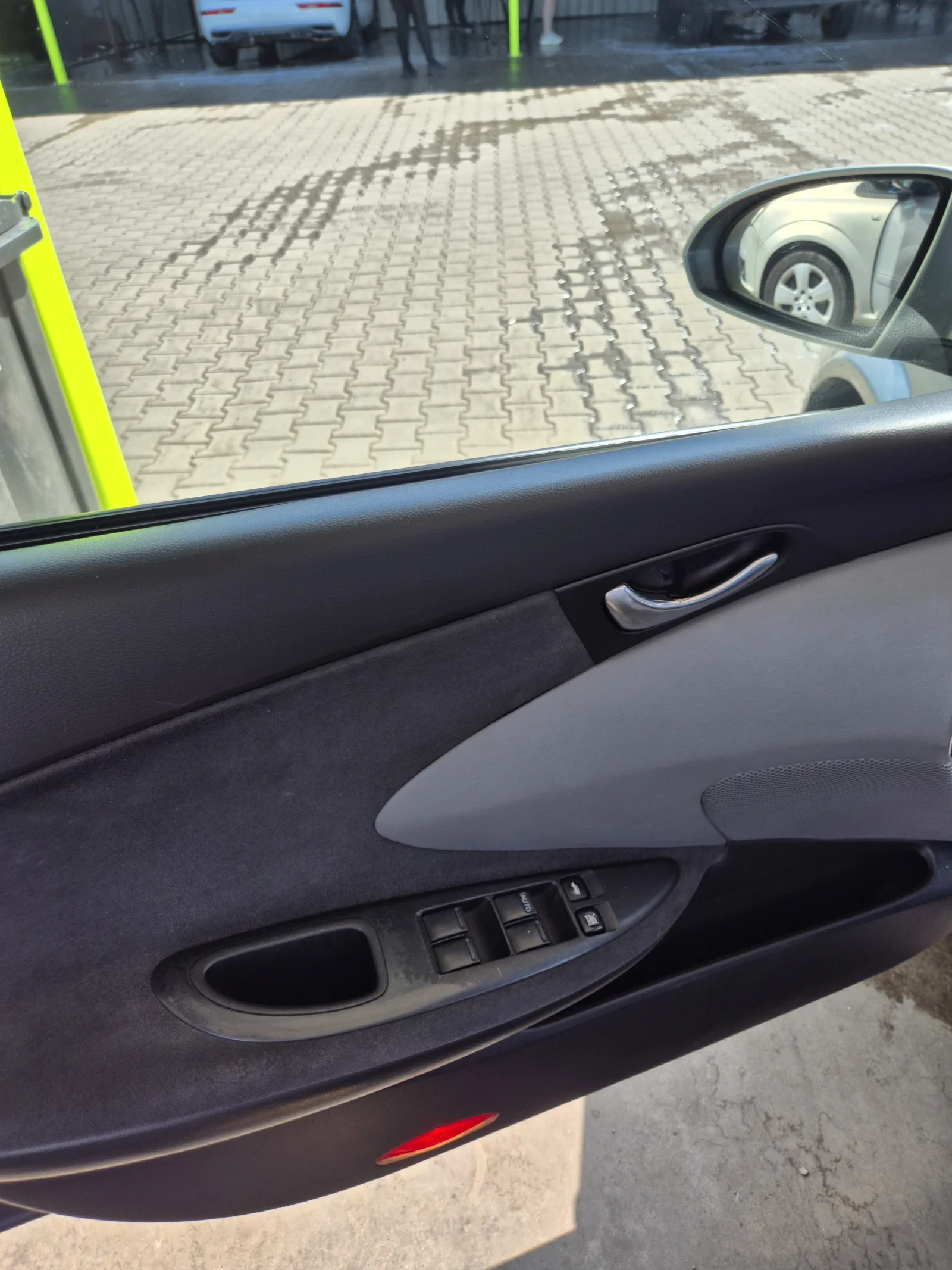 Nissan Primera 2.0 16V ГАЗ/БЕНЗИН, снимка 12 - Автомобили и джипове - 54947684