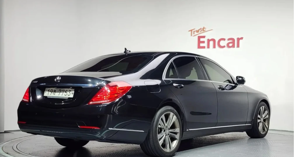 Mercedes-Benz S 350 L * АВТО КРЕДИТ* ЦЕНА ДО БГ * Сервизна история * , снимка 3 - Автомобили и джипове - 55493534