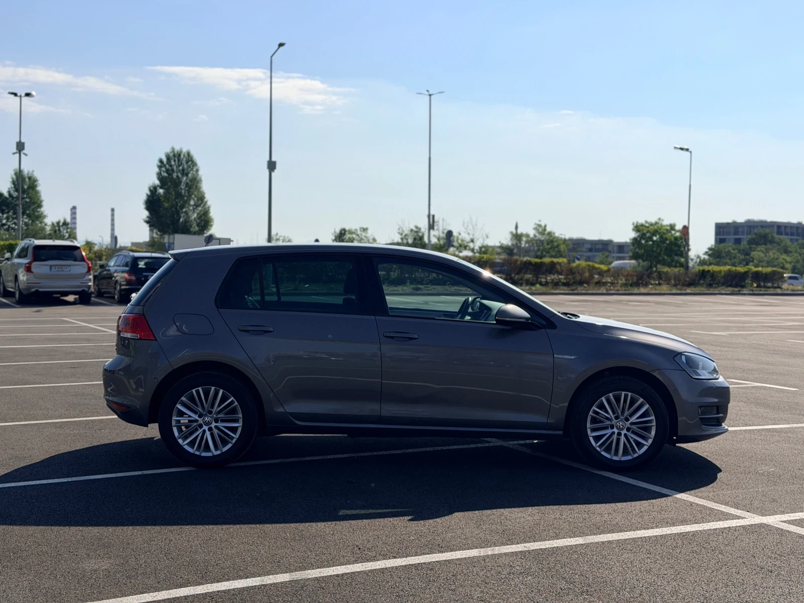 VW Golf 2.0TDi-CUP Лизинг през Уникредит по 160 евро , снимка 4 - Автомобили и джипове - 55622069