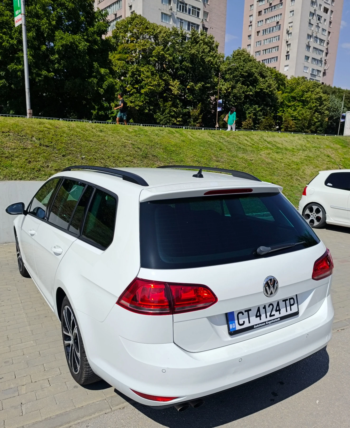 VW Golf, снимка 7 - Автомобили и джипове - 55955339