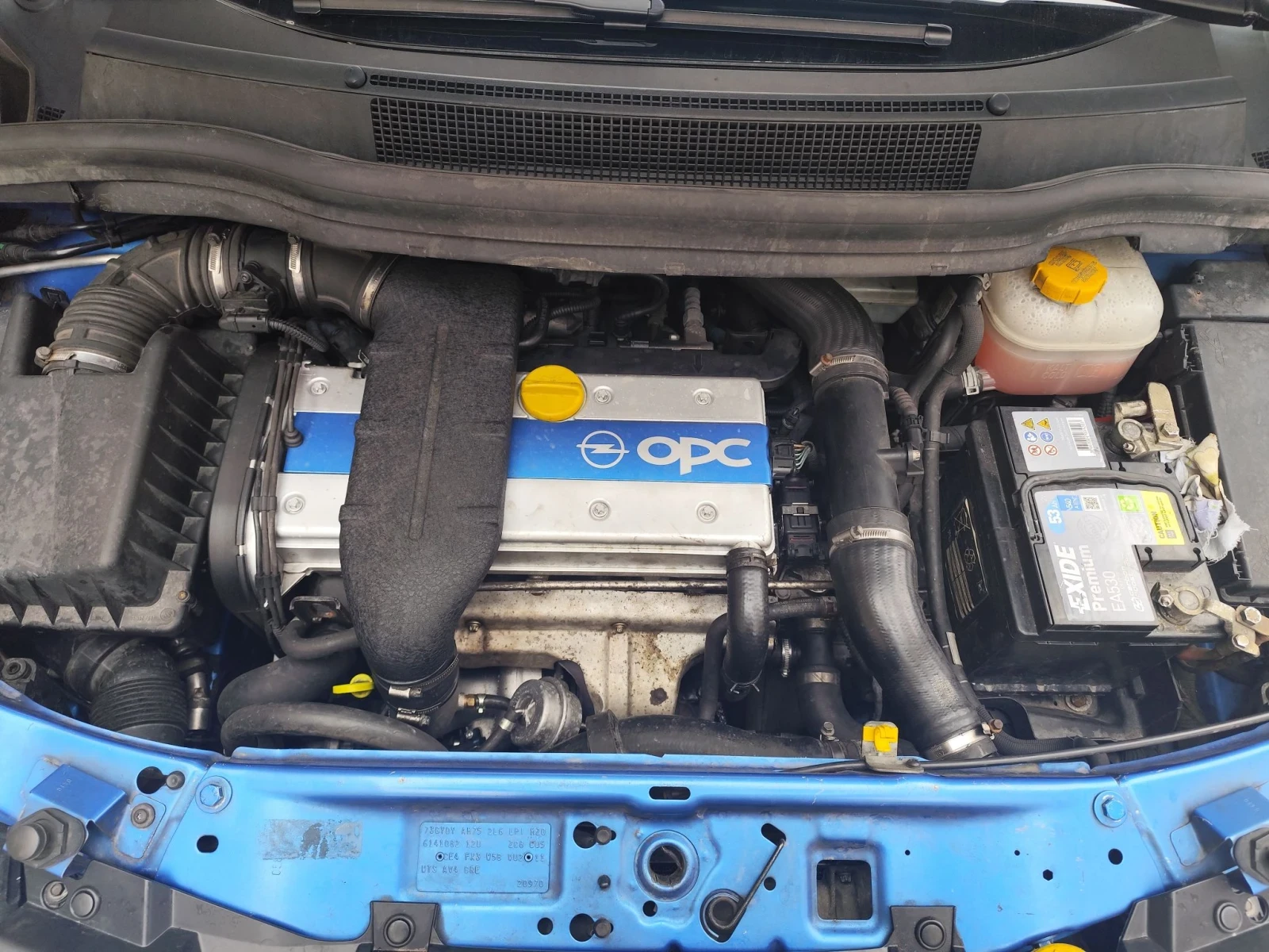 Opel Zafira 2.0 turbo opc, снимка 4 - Автомобили и джипове - 56185353