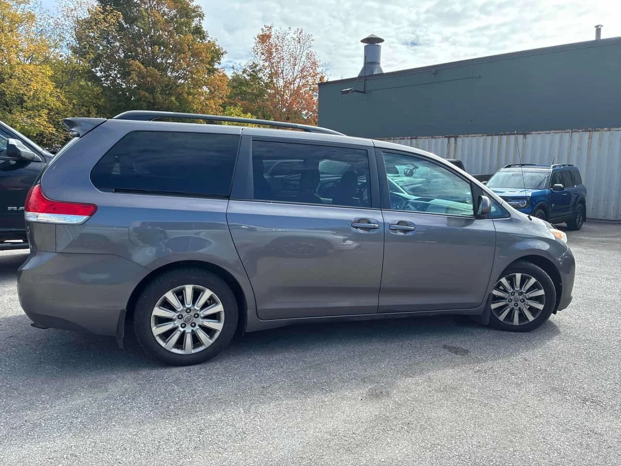 Toyota Sienna * XLE * ���������� ��� ������������ ������*  | Mobile.bg � ����������� 3