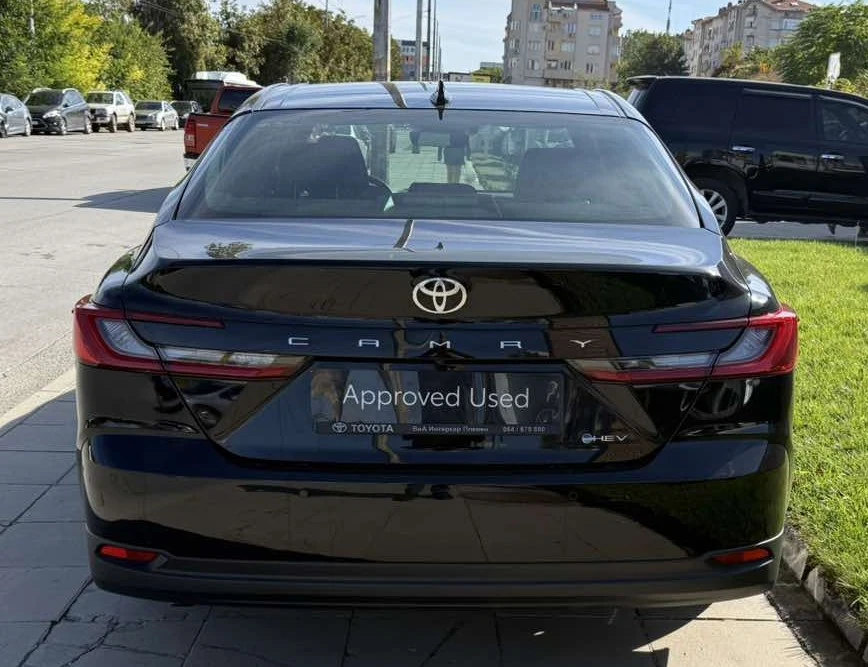 Toyota Camry 2.5 HSD Elegance, снимка 6 - Автомобили и джипове - 56376375