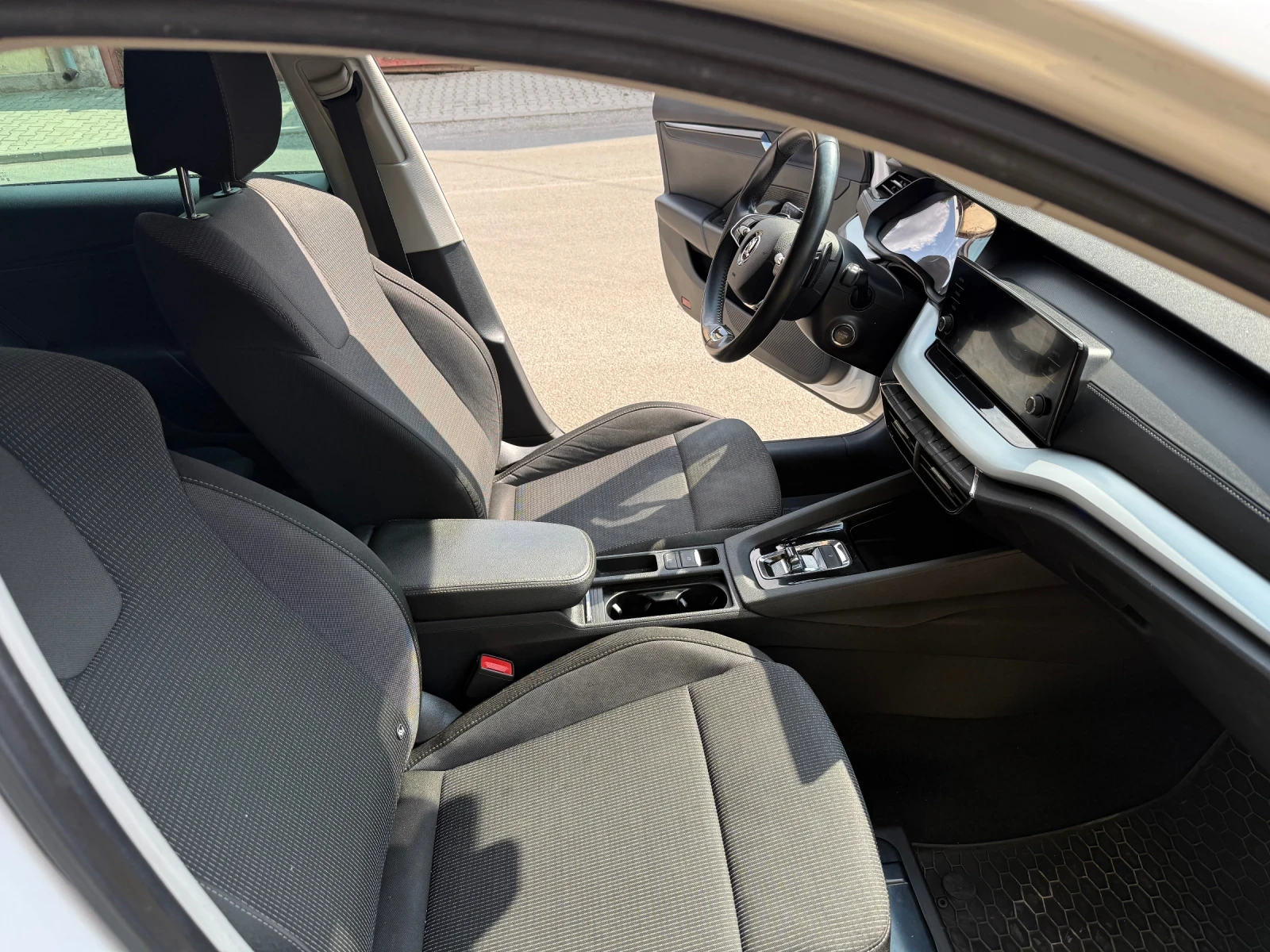 Skoda Octavia E-tec, снимка 3 - Автомобили и джипове - 56546252