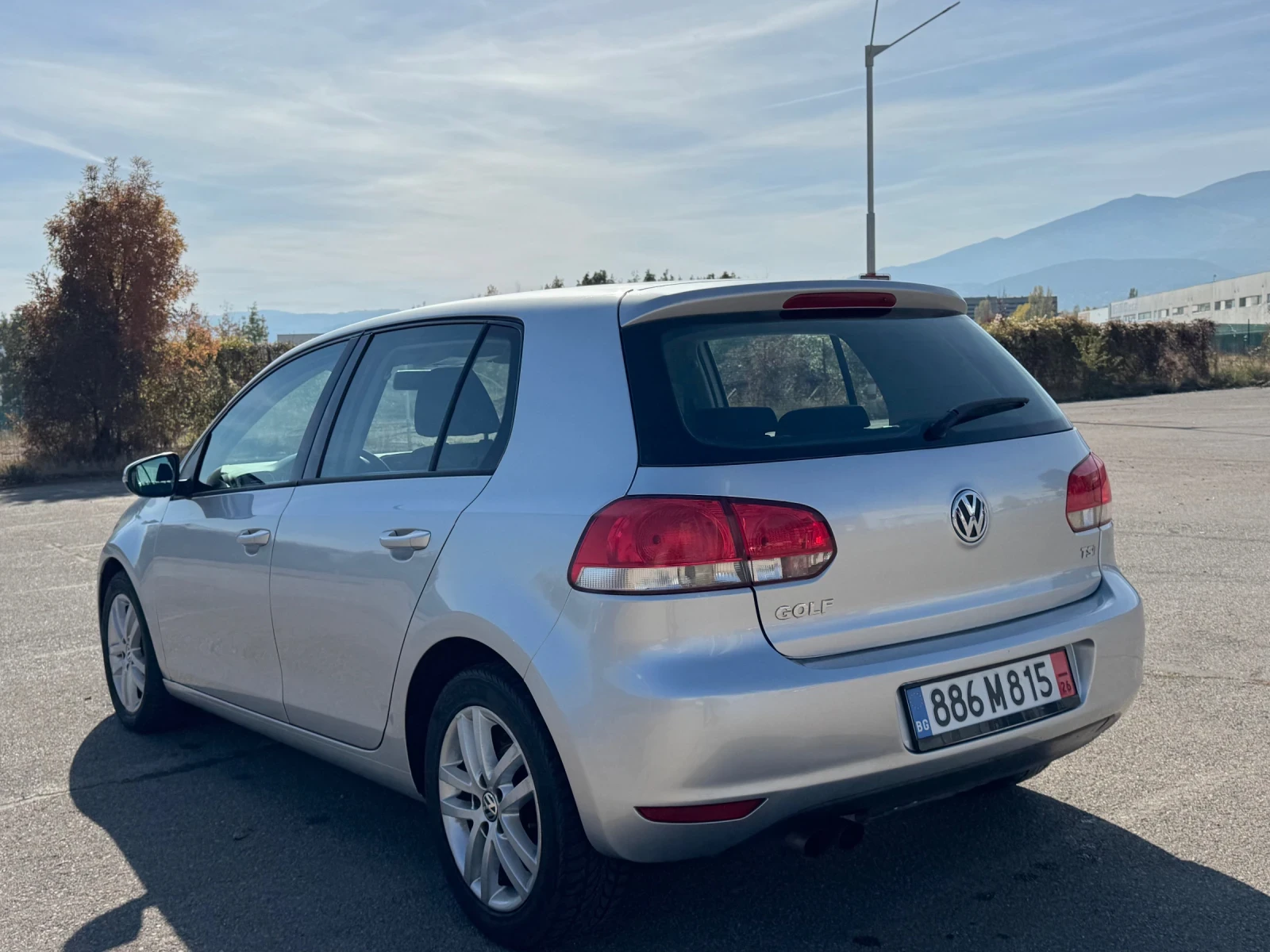 VW Golf 1.4-TSI , снимка 5 - Автомобили и джипове - 56640110