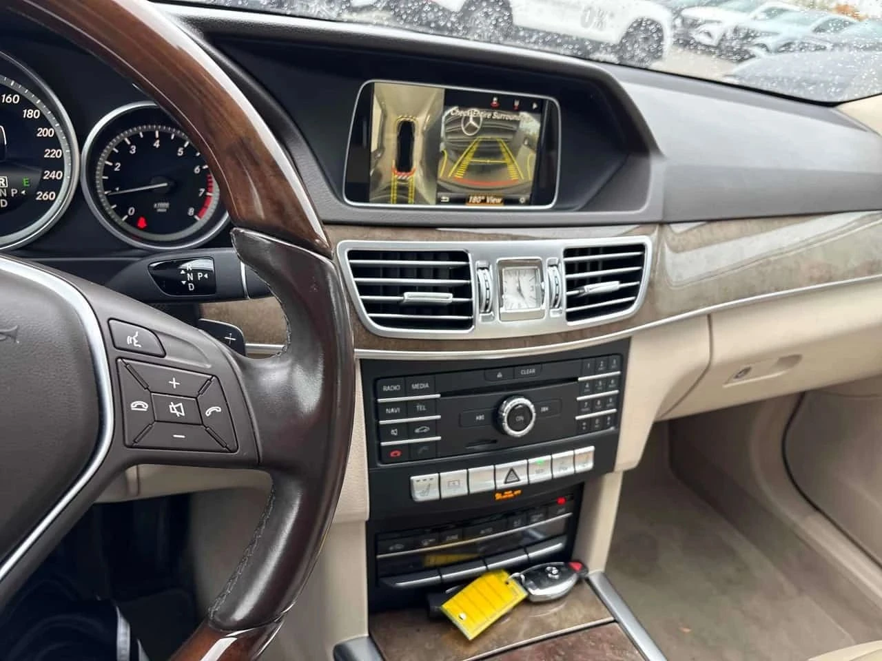 Mercedes-Benz E 300, снимка 10 - Автомобили и джипове - 56689899