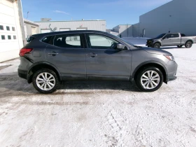 Nissan Qashqai FWD S CVT - 8700 € / 17015.72 лв. - 78235450 8