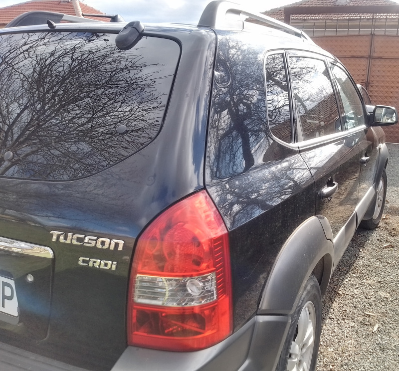 Hyundai Tucson CRDI, снимка 2 - Автомобили и джипове - 44906437