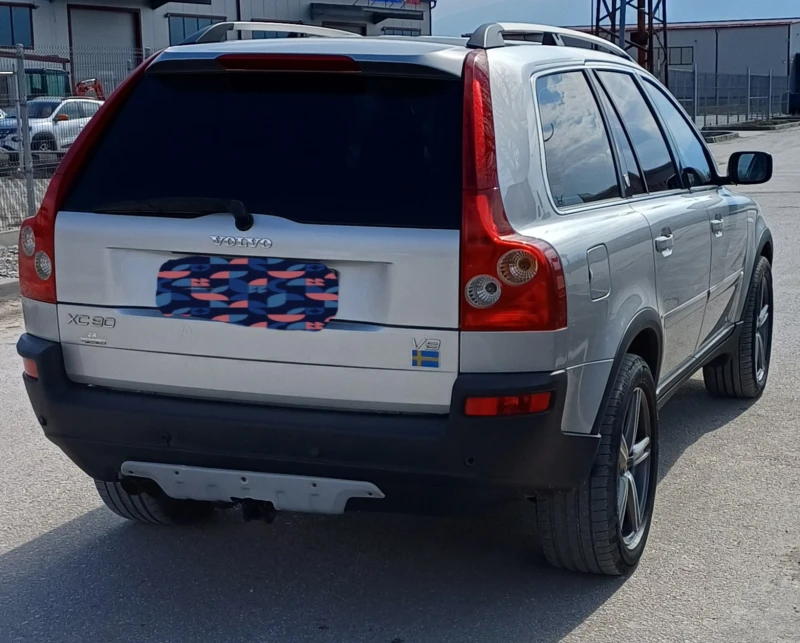 Volvo Xc90 V8, снимка 4 - Автомобили и джипове - 49416693