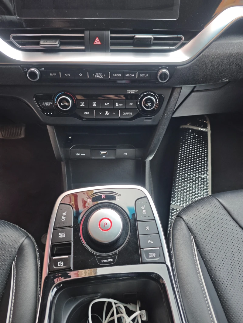 Kia Niro EV 67kWh Гаранция/Facelift/Executive/100%SOH, снимка 9 - Автомобили и джипове - 52398282